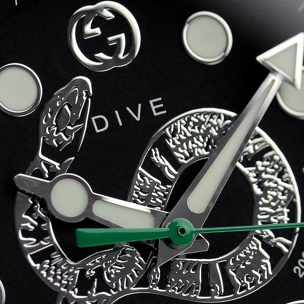 Gucci Dive Snake Black Dial Silver Steel Strap Watch For Men - YA136218