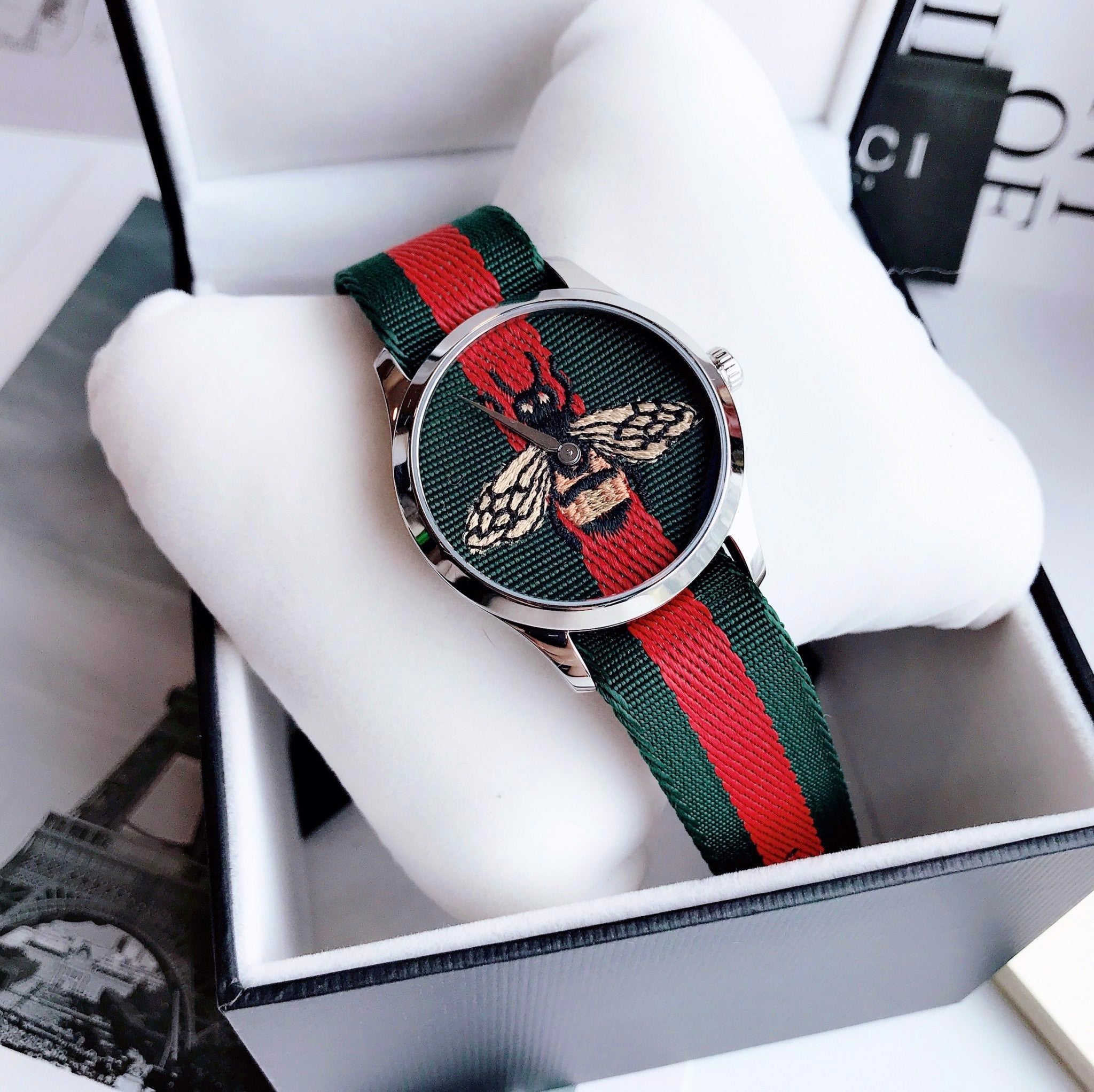 Gucci Le Marche des Merveilles Red & Green Dial Red & Green Nylon Strap Unisex Watch - YA1264060